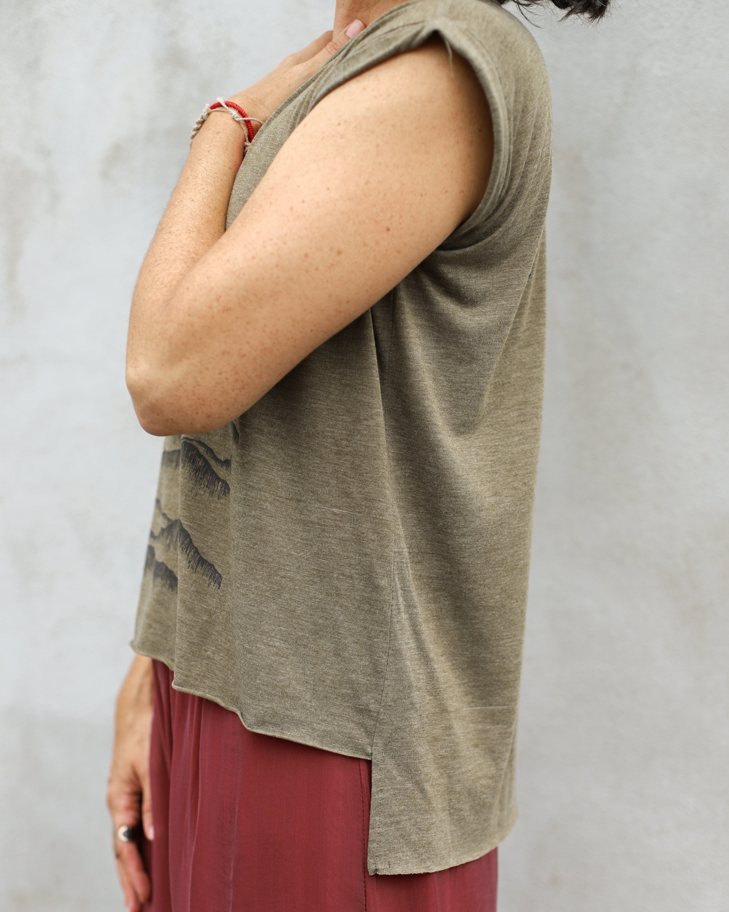 Badlands Women’s Muscle Tee | by Blackbird