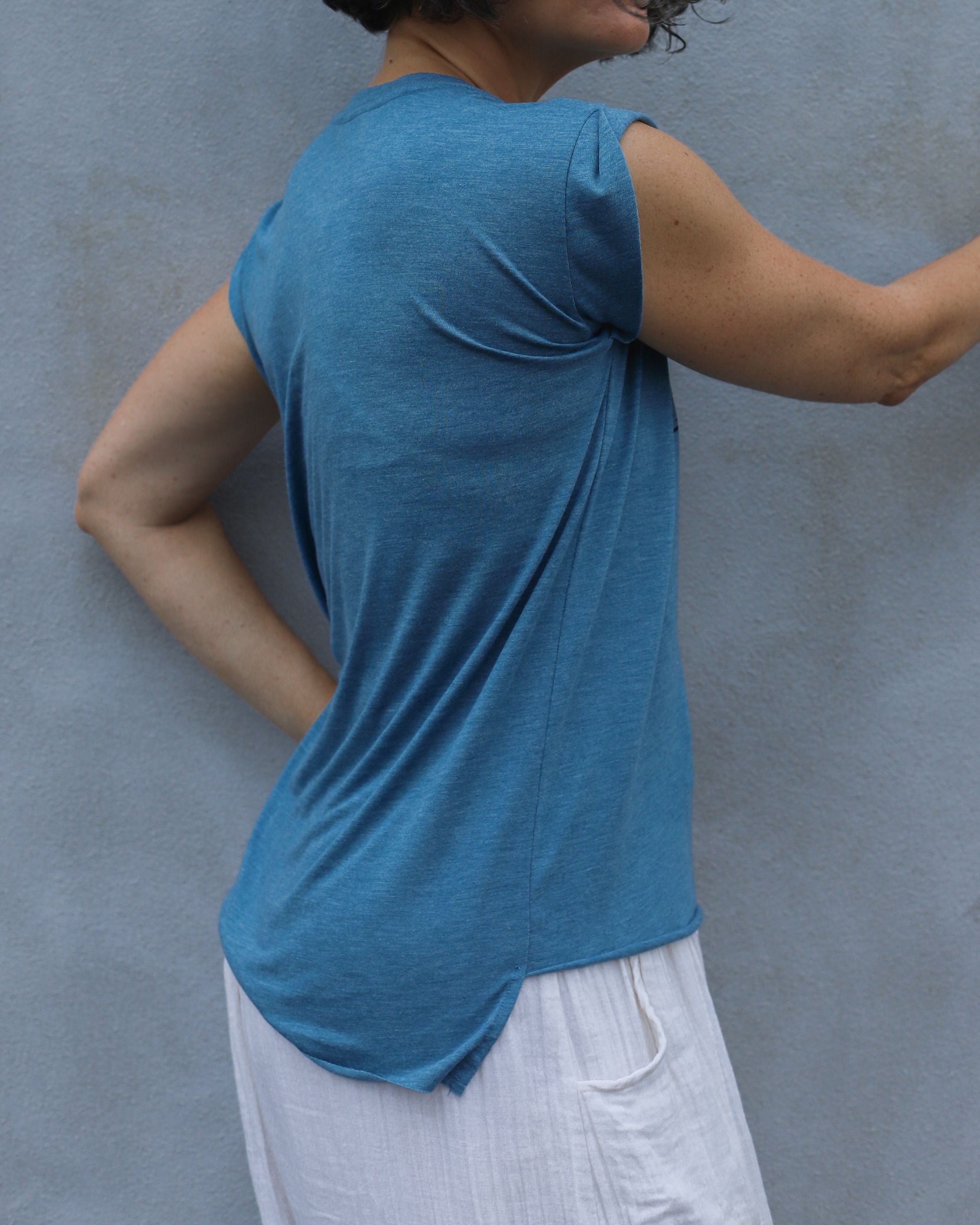 Third Eye Mystical Moon Muscle Tee | Blackbird